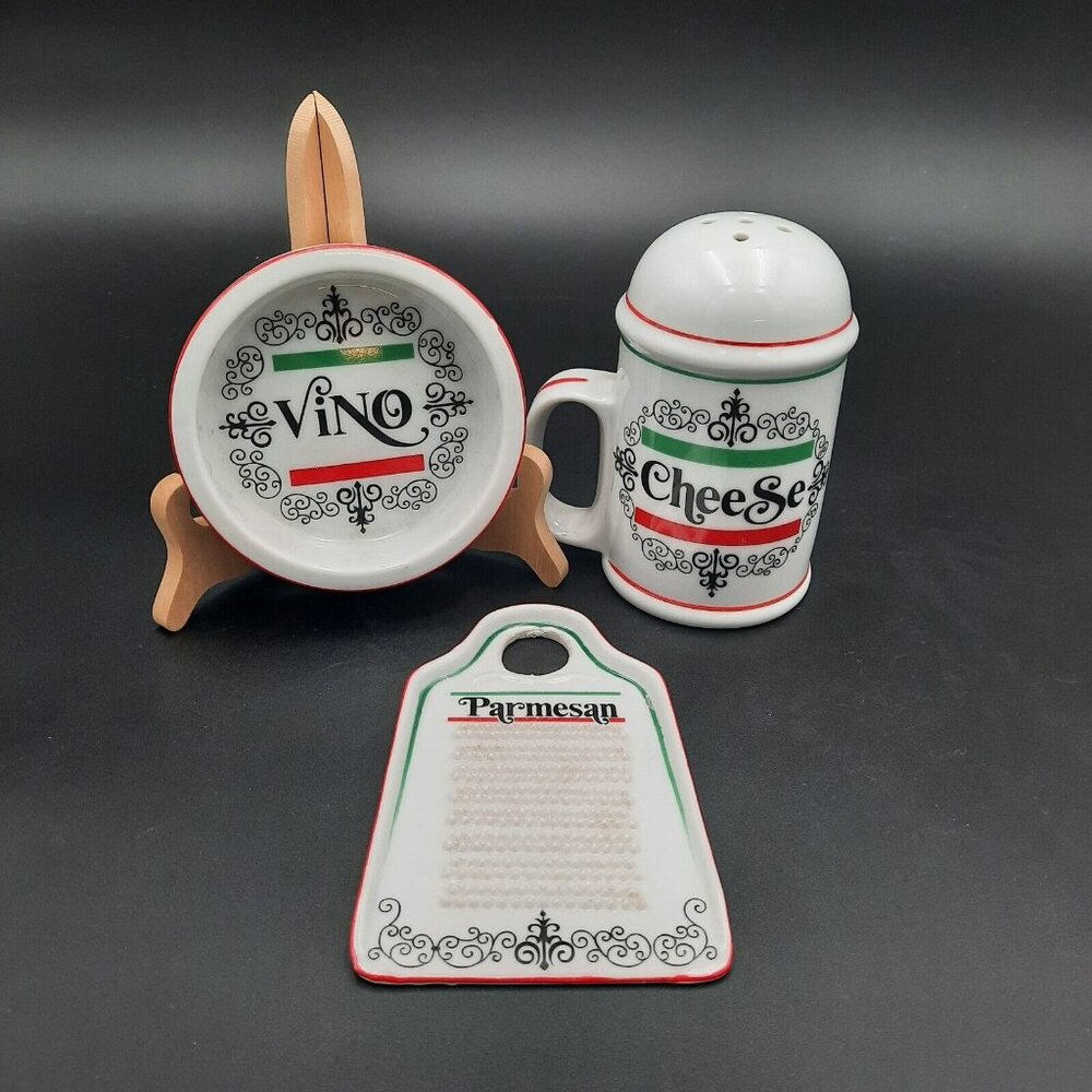 Vintage Lorrie Design Parmesan Set, Grater, Shaker, Vino Wine‎ Plate Japan